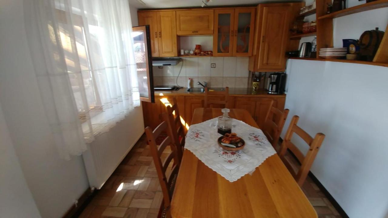 Casa Darius Novaci-Străini Exterior foto