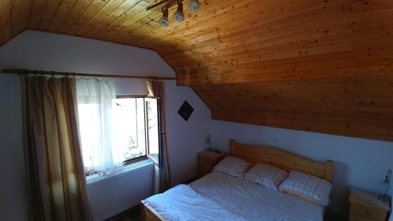 Casa Darius Novaci-Străini Exterior foto